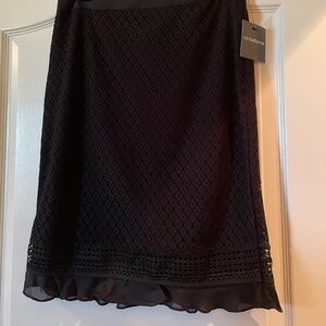 Liz Claiborne Women's Black Pencil Skirt Crochet Overlay Sheer Ruffle Hem 6 NWT
